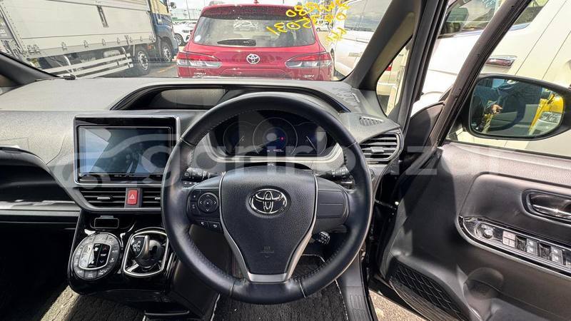 Big with watermark toyota noah dhaka dhaka 74809