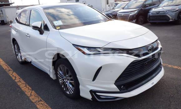 Buy Used 2020 Toyota Harrier in Dhaka, Dhaka Buy Used 2020 Toyota Harrier in Dhaka, Dhaka