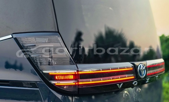 Buy Used 2024 Toyota Voxy in Dhaka, Dhaka Buy Used 2024 Toyota Voxy in Dhaka, Dhaka