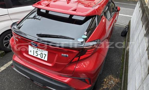 Buy Used 2020 Toyota CH-R in Dhaka, Dhaka Buy Used 2020 Toyota CH-R in Dhaka, Dhaka