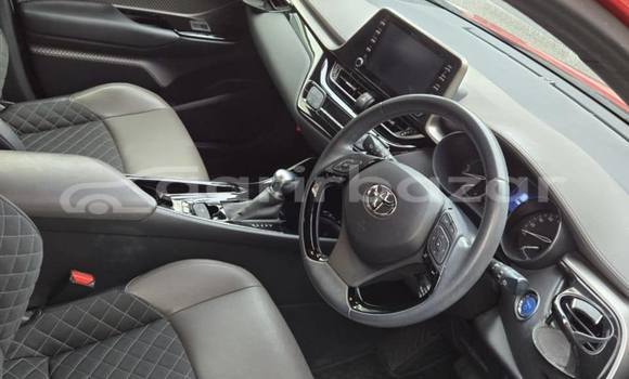 Buy Used 2020 Toyota CH-R in Dhaka, Dhaka Buy Used 2020 Toyota CH-R in Dhaka, Dhaka