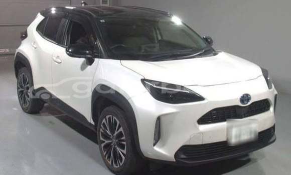 Buy Used 2021 Toyota Yaris in Dhaka, Dhaka Buy Used 2021 Toyota Yaris in Dhaka, Dhaka