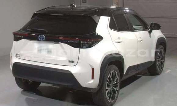 Buy Used 2021 Toyota Yaris in Dhaka, Dhaka Buy Used 2021 Toyota Yaris in Dhaka, Dhaka