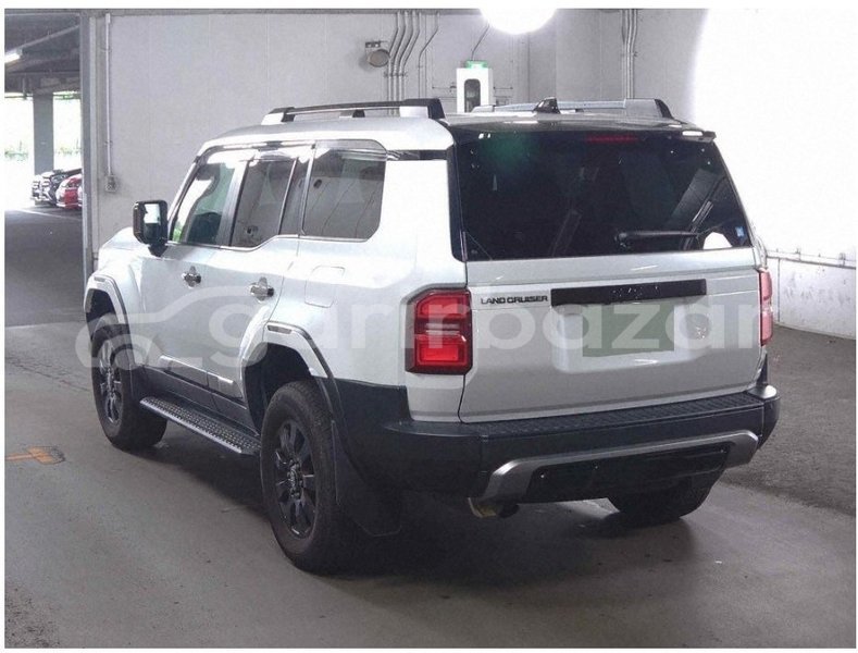 Big with watermark toyota land cruiser dhaka dhaka 74849