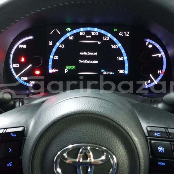 Big with watermark toyota yaris dhaka dhaka 74854