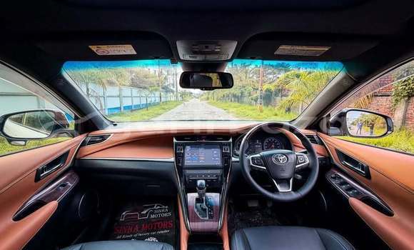 Buy Used 2019 Toyota Harrier in Dhaka, Dhaka Buy Used 2019 Toyota Harrier in Dhaka, Dhaka