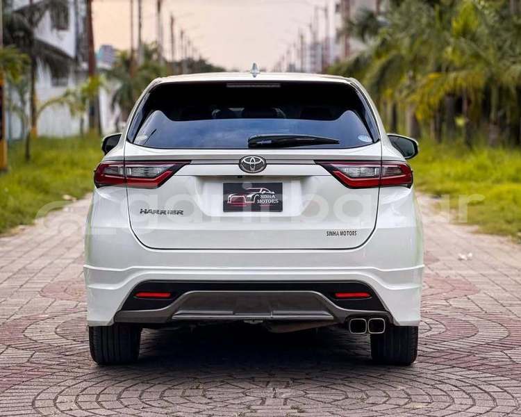 Big with watermark toyota harrier dhaka dhaka 74872