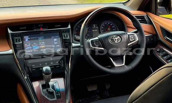 Buy Used 2014 Toyota Harrier in Dhaka, Dhaka Buy Used 2014 Toyota Harrier in Dhaka, Dhaka