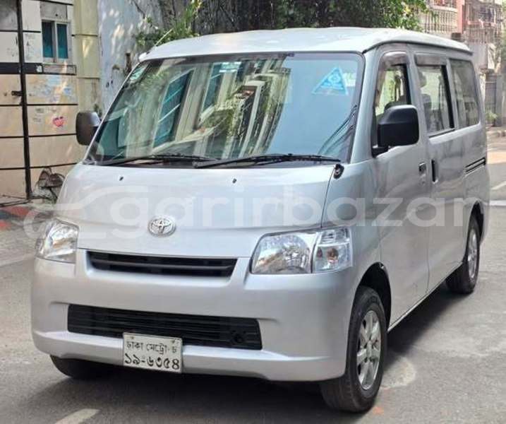 Big with watermark toyota noah dhaka dohar 74889