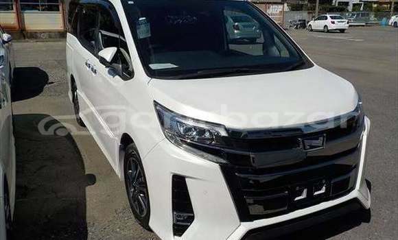 Buy Used 2023 Toyota Noah in Dhaka, Dhaka Buy Used 2023 Toyota Noah in Dhaka, Dhaka