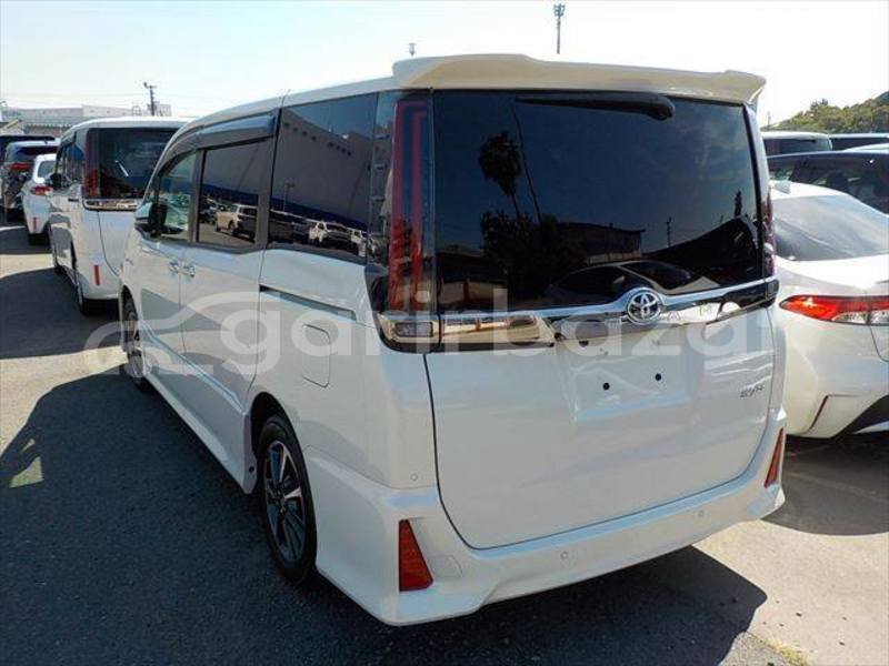 Big with watermark toyota noah dhaka dhaka 74900