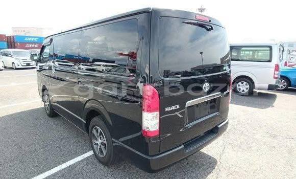 Buy Used 2020 Toyota Hiace in Dhaka, Dhaka Buy Used 2020 Toyota Hiace in Dhaka, Dhaka