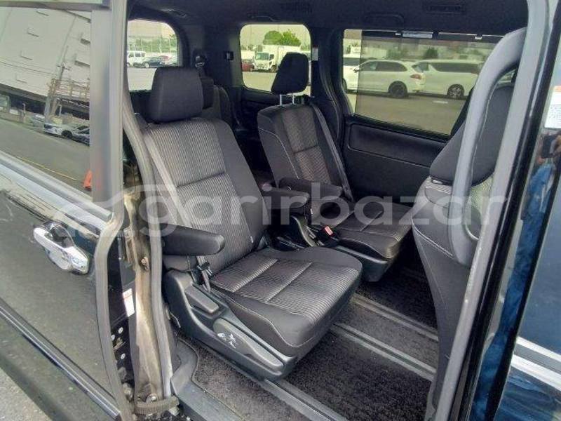 Big with watermark toyota voxy dhaka dhaka 74904