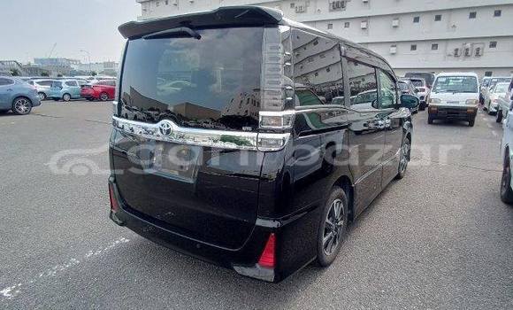 Buy Used 2021 Toyota Voxy in Dhaka, Dhaka Buy Used 2021 Toyota Voxy in Dhaka, Dhaka