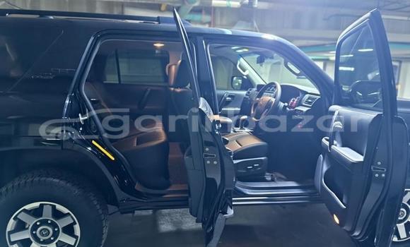 কিনুন ব্যবহৃত Toyota গাড়ী কিনুন ব্যবহৃত Toyota গাড়ী