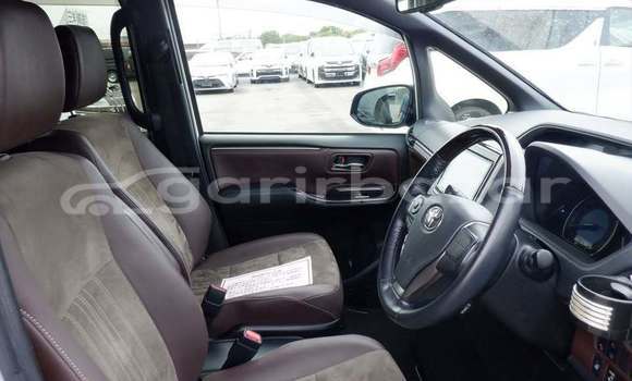 Buy Used 2022 Toyota Esquire in Dhaka, Dhaka Buy Used 2022 Toyota Esquire in Dhaka, Dhaka