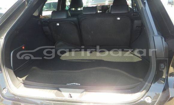Buy Used 2020 Toyota Harrier in Dhaka, Dhaka Buy Used 2020 Toyota Harrier in Dhaka, Dhaka