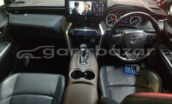 Buy Used 2020 Toyota Harrier in Dhaka, Dhaka Buy Used 2020 Toyota Harrier in Dhaka, Dhaka
