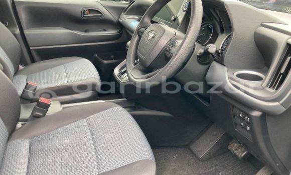 Buy Used 2022 Toyota Noah in Dhaka, Dhaka Buy Used 2022 Toyota Noah in Dhaka, Dhaka