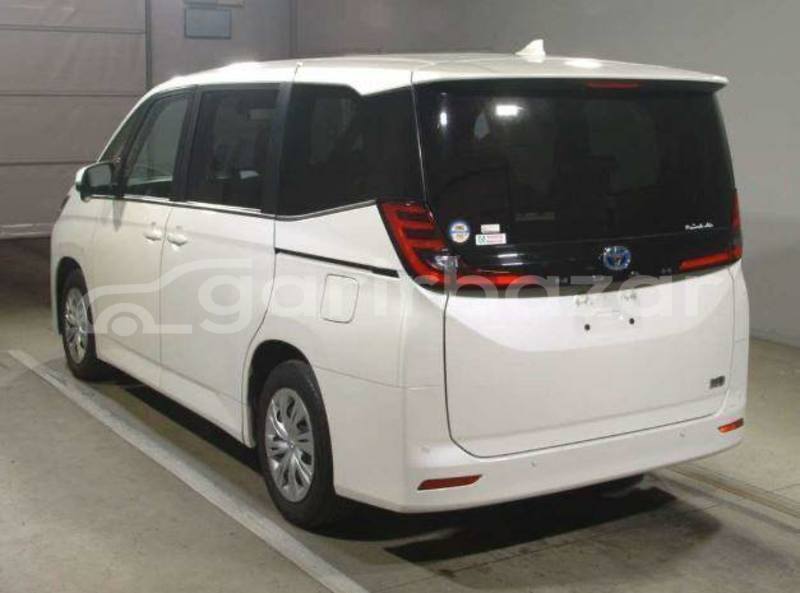 Big with watermark toyota noah dhaka dhaka 74929