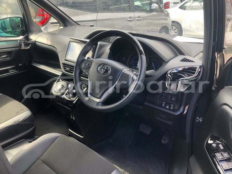 Big with watermark toyota noah dhaka dhaka 74932