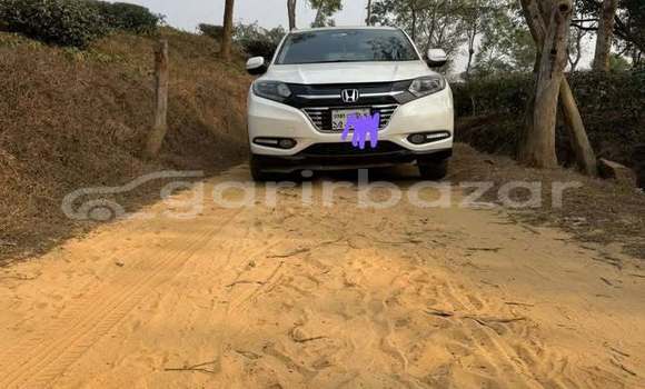 কেনা ব্যবহৃত Honda Vezel White গাড়ী মধ্যে ঢাকা মধ্যে Dhaka কেনা ব্যবহৃত Honda Vezel White গাড়ী মধ্যে ঢাকা মধ্যে Dhaka