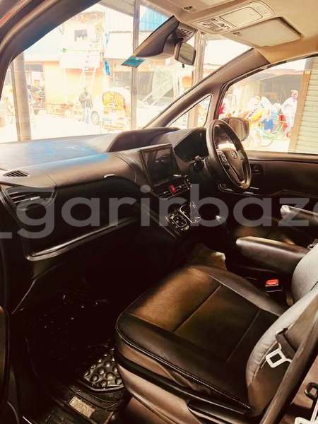 Big with watermark toyota x noah dhaka dhaka 74940