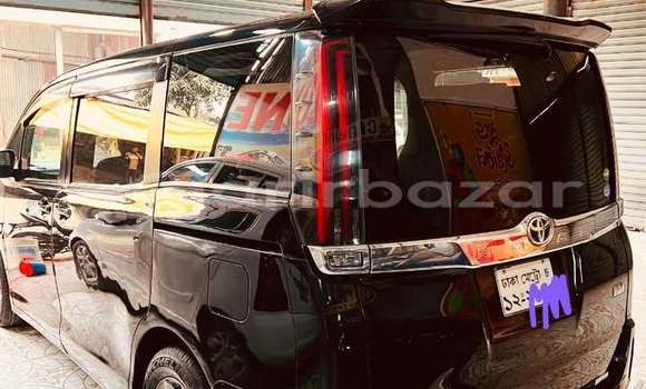 Buy Used 2020 Toyota X Noah in Dhaka, Dhaka Buy Used 2020 Toyota X Noah in Dhaka, Dhaka