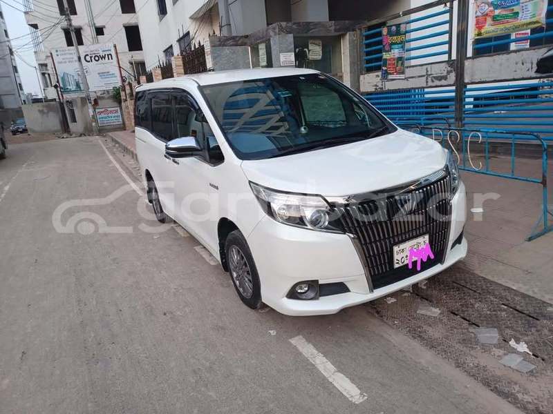 Big with watermark toyota esquire dhaka dhaka 74967