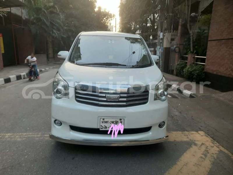 Big with watermark toyota x noah dhaka dhaka 74975