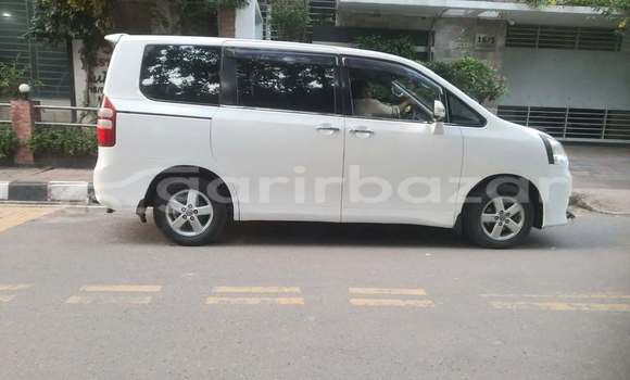 কেনা ব্যবহৃত Toyota X Noah White গাড়ী মধ্যে ঢাকা মধ্যে Dhaka কেনা ব্যবহৃত Toyota X Noah White গাড়ী মধ্যে ঢাকা মধ্যে Dhaka