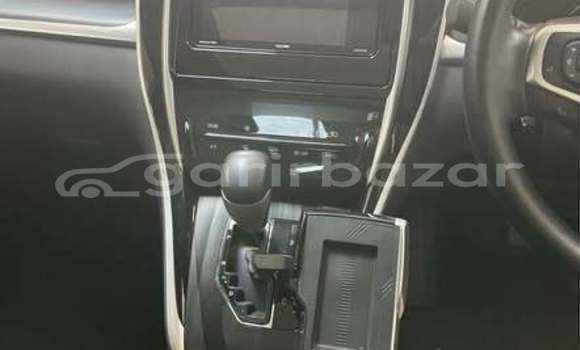 কিনুন ব্যবহৃত Toyota গাড়ী কিনুন ব্যবহৃত Toyota গাড়ী
