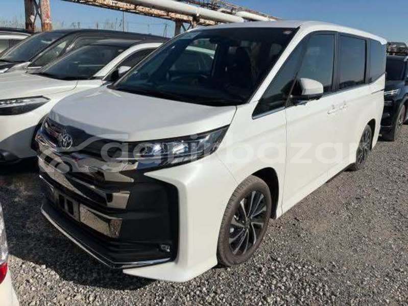 Big with watermark toyota noah dhaka dhaka 74981