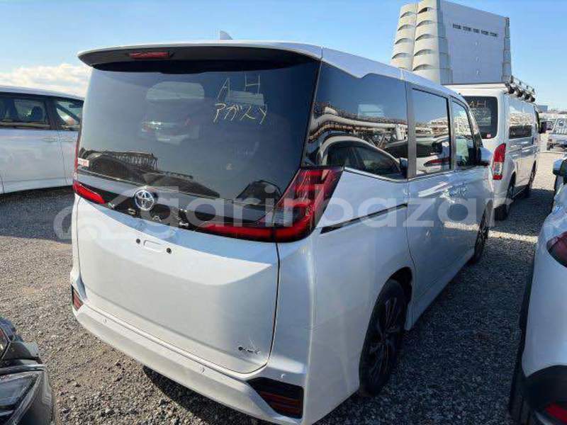 Big with watermark toyota noah dhaka dhaka 74981