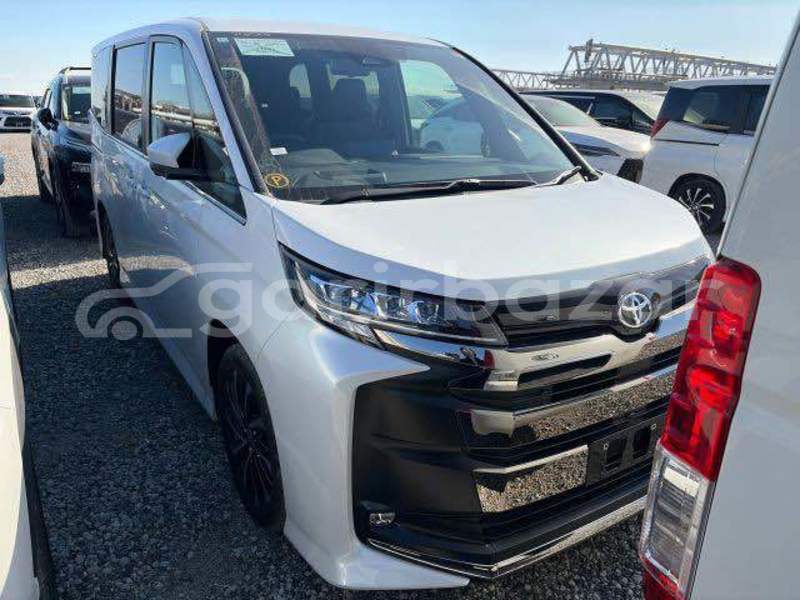 Big with watermark toyota noah dhaka dhaka 74981