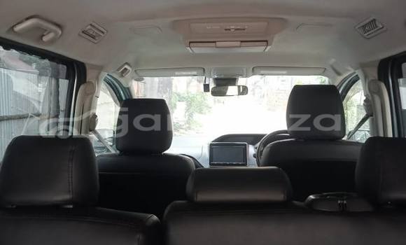 Buy Used 2016 Toyota X Noah in Dhaka, Dhaka Buy Used 2016 Toyota X Noah in Dhaka, Dhaka