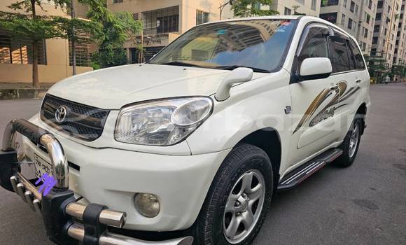 Buy Used 2005 Toyota Rav4 in Dhaka, Dhaka Buy Used 2005 Toyota Rav4 in Dhaka, Dhaka