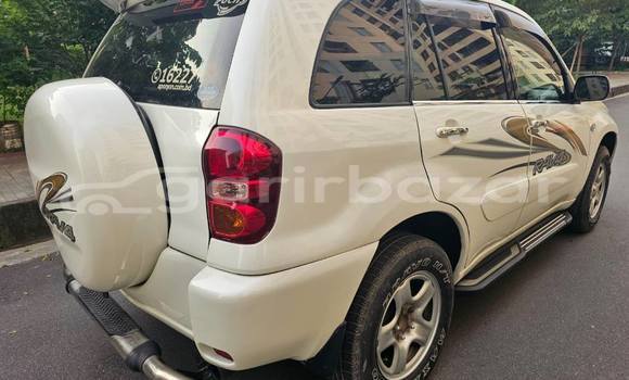 Buy Used 2005 Toyota Rav4 in Dhaka, Dhaka Buy Used 2005 Toyota Rav4 in Dhaka, Dhaka