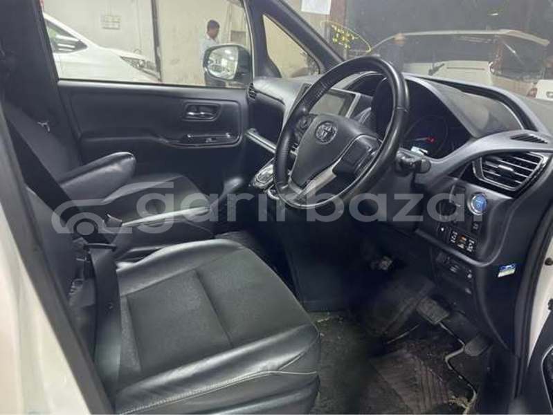 Big with watermark toyota noah dhaka dhaka 74994