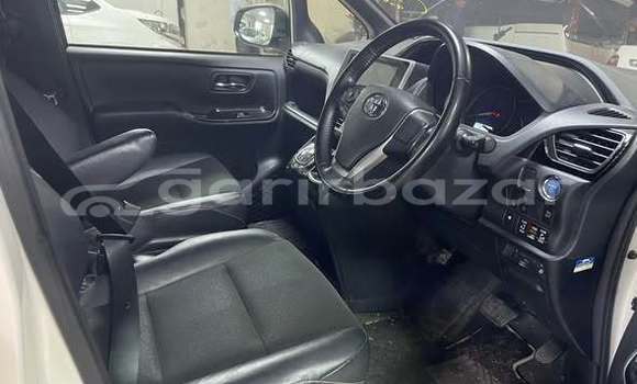 Buy Used 2020 Toyota Noah in Dhaka, Dhaka Buy Used 2020 Toyota Noah in Dhaka, Dhaka