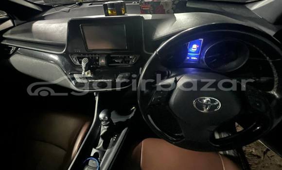 Buy Used 2019 Toyota CH-R in Dhaka, Dhaka Buy Used 2019 Toyota CH-R in Dhaka, Dhaka