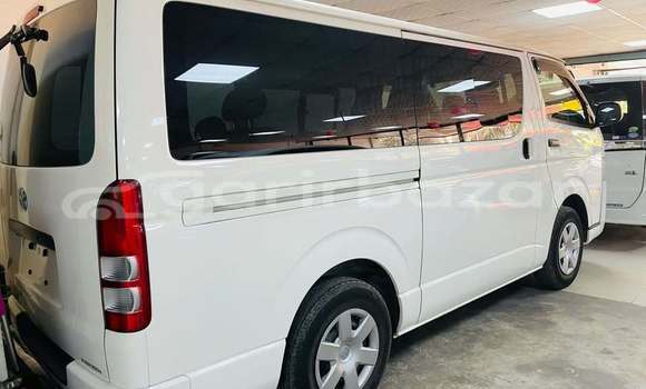 Buy Used 2020 Toyota Hiace in Dhaka, Dhaka Buy Used 2020 Toyota Hiace in Dhaka, Dhaka