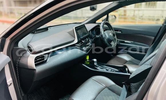 কেনা ব্যবহৃত Toyota C-hr g-led package 2017 Grey গাড়ী মধ্যে ঢাকা মধ্যে Dhaka কেনা ব্যবহৃত Toyota C-hr g-led package 2017 Grey গাড়ী মধ্যে ঢাকা মধ্যে Dhaka