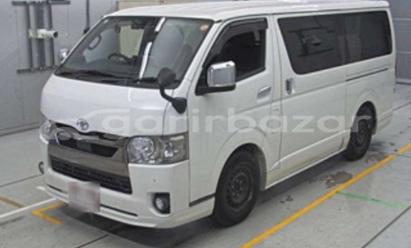 কেনা আমদানি Toyota Hiace s-gl dark prime2 kit 2020 White গাড়ী মধ্যে চট্টগ্রাম মধ্যে Chattagam কেনা আমদানি Toyota Hiace s-gl dark prime2 kit 2020 White গাড়ী মধ্যে চট্টগ্রাম মধ্যে Chattagam