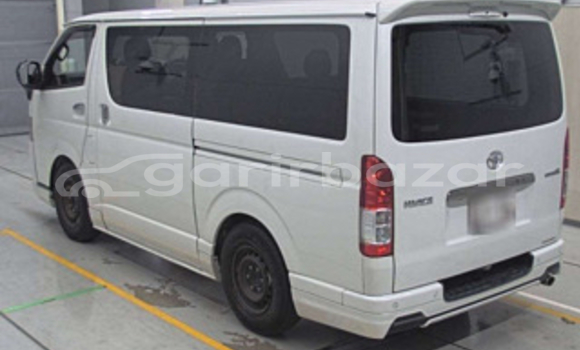 কেনা আমদানি Toyota Hiace s-gl dark prime2 kit 2020 White গাড়ী মধ্যে চট্টগ্রাম মধ্যে Chattagam কেনা আমদানি Toyota Hiace s-gl dark prime2 kit 2020 White গাড়ী মধ্যে চট্টগ্রাম মধ্যে Chattagam