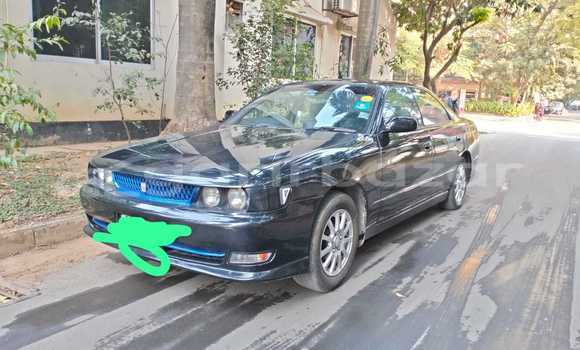 Buy Used 2001 Toyota Chaser in Dhaka, Dhaka