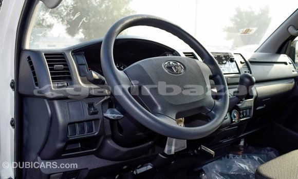 Buy Import 2019 Toyota Hiace in Import - Dubai, Bandarban Buy Import 2019 Toyota Hiace in Import - Dubai, Bandarban