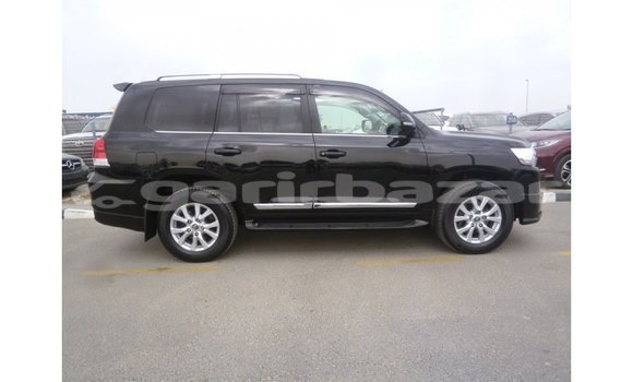 Buy Import 2016 Toyota Land Cruiser in Import - Dubai, Bandarban Buy Import 2016 Toyota Land Cruiser in Import - Dubai, Bandarban