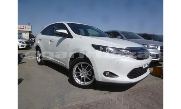 Buy Import 2014 Toyota Harrier in Import - Dubai, Bandarban Buy Import 2014 Toyota Harrier in Import - Dubai, Bandarban