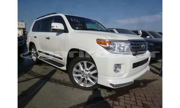 Buy Import 2013 Toyota Land Cruiser in Import - Dubai, Bandarban Buy Import 2013 Toyota Land Cruiser in Import - Dubai, Bandarban